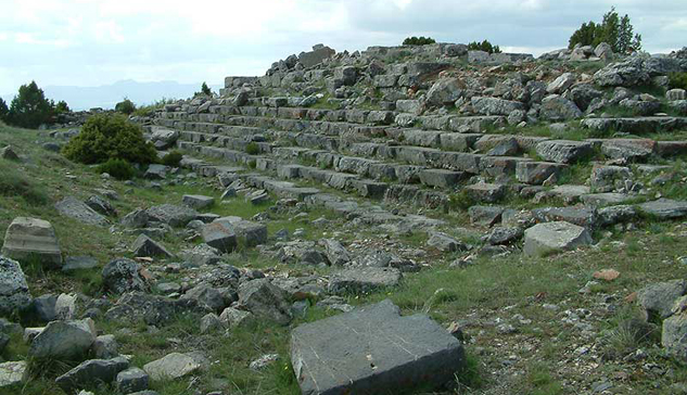 AY, TÜM ZAMANLARIN ŞAHİDİ, TÜM SULARIN SAHİBİ