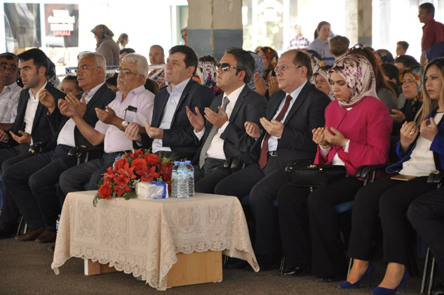 Yalvaç Hıdrellez’i Hüseyin Kağıt’la kutladı