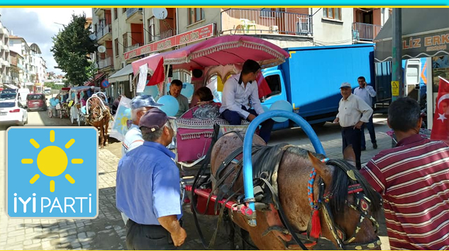 İYİ PARTİ’den BİR İLK… FAYTONLU KONVOY