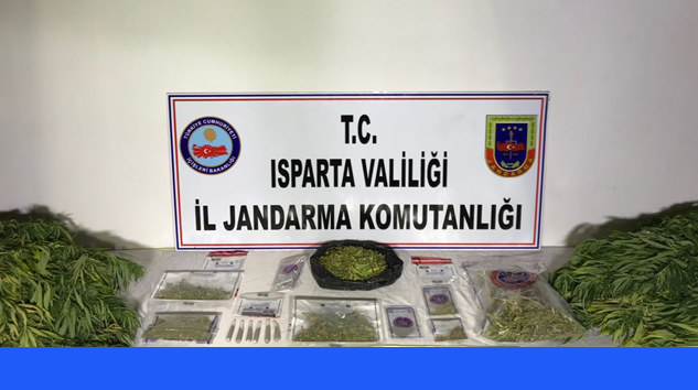 Jandarmadan Yalvaç ve Sücüllü’de Uyuşturucu Operasyonu