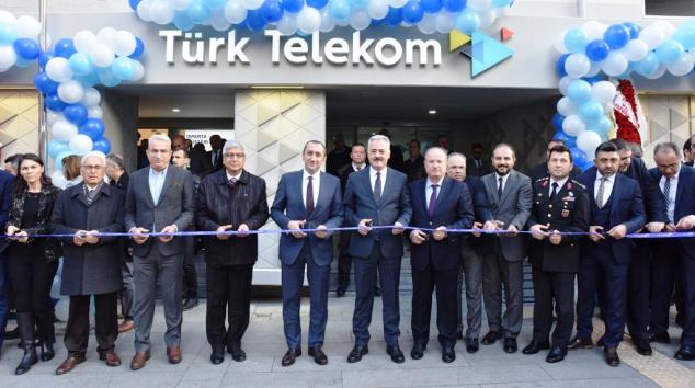 Türk Telekom’un Isparta’daki yeni müşteri hizmetleri ofisi açıldı