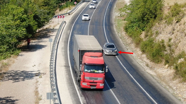 Trafik, hatalı sollama yapanları affetmedi