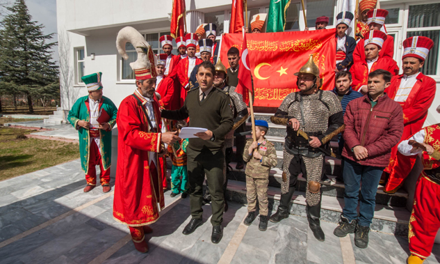 YALVAÇ MEHTERAN DERNEĞİNDEN GÖNÜLLÜ ASKERLİK BAŞVURUSU