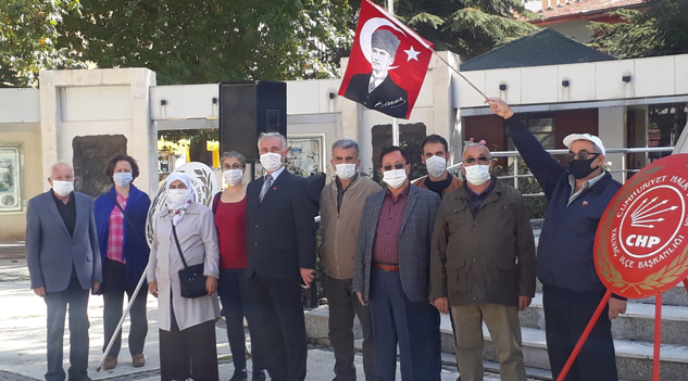 Yalvaç CHP ve ADD, bayram kutlamasına katıldı