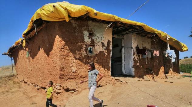 Mısırlı’daki aileye bir güzel haber de Yalvaç Kaymakamlığı’ndan