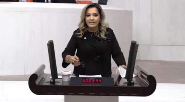 AYLİN CESUR: ASGARİ ÜCRET EN AZ 3000 TL OLMALI!