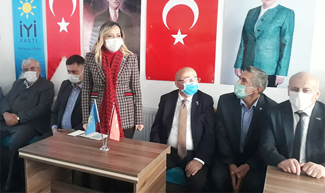 İYİ PARTİ’li vekillerden YALVAÇ ZİYARETİ