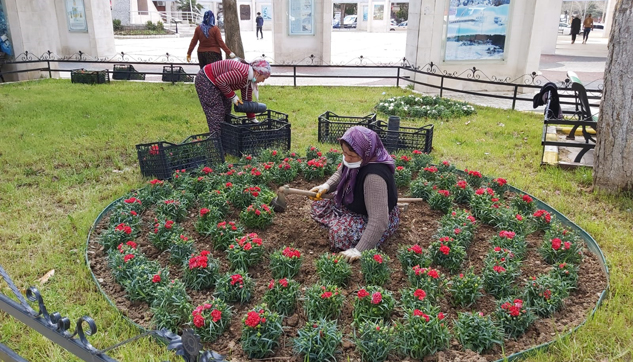 ANLATAN MEYDAN’DA PEYZAJ ÇALIŞMALARI