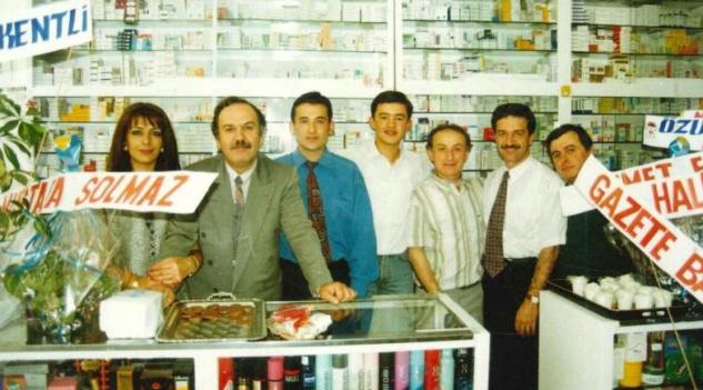 45 Yıllık AKSU ECZANESİ Kapandı