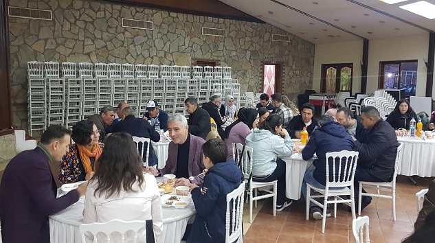 Eğitim-İş Sendikası eğitim camiasını iftarda bir araya getirdi