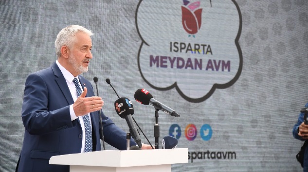 Isparta Meydan AVM törenle açıldı