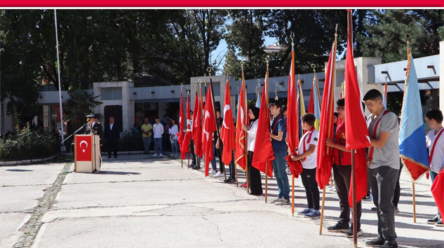 30 AĞUSTOS ZAFER BAYRAMI Çelenk Sunma Töreni ile Kutlandı