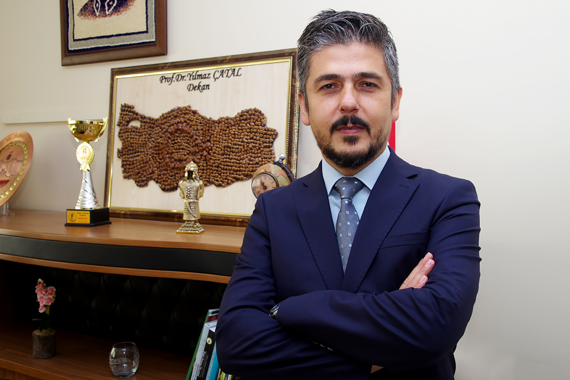 ISUBÜ Rektörlüğü’ne Prof.Dr. Yılmaz Çatal atandı