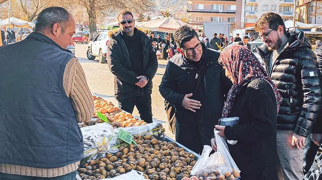 Halıcı hayat pahalılığına dikkat çekti: VATANDAŞ GEÇİNEMİYOR