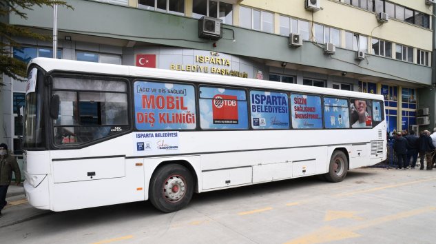 Isparta Belediyesi’nden Samandağ’da mobil diş kliniği hizmeti