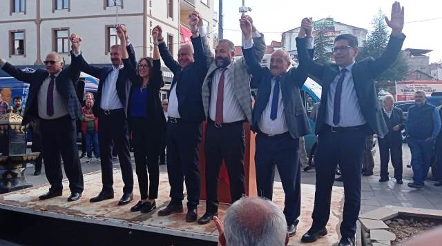 CHP 4 Milletvekili Adayıyla Yalvaç’ta Miting Yaptı