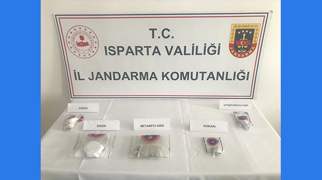 Jandarma uyuşturucuyla mücadelede ara vermiyor