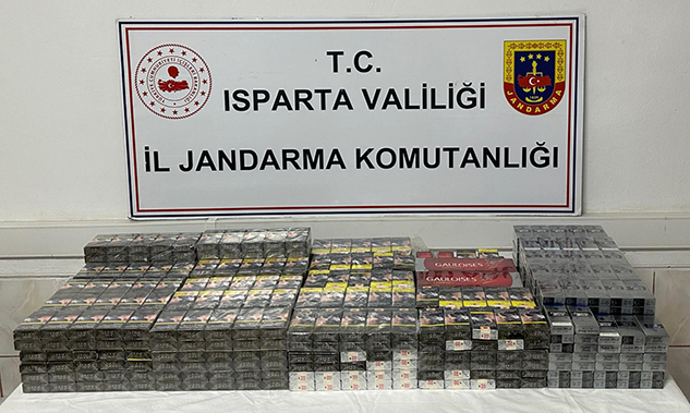 Jandarma 886 paket kaçak sigara ele geçirdi