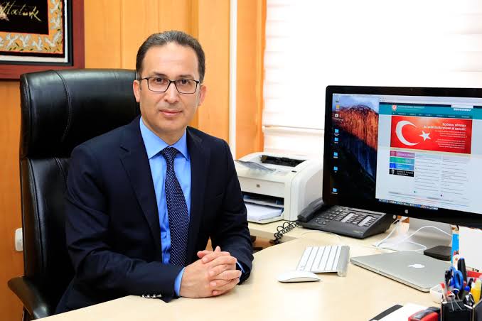 SDÜ Rektörlüğüne Prof.Dr.Mehmet Saltan atandı