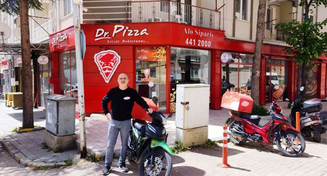 Dr. Pizza, 15 yıldır Yalvaç’ta el yapımı pizzanın tek adresi