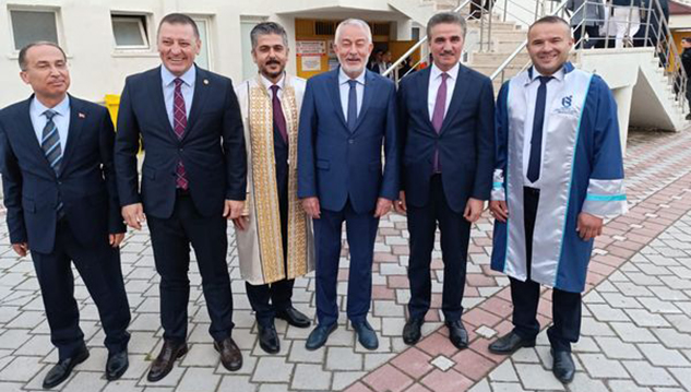 Yalvaç Muhtarlar Derneği Başkanı Soner Günay’dan Bayram Kutlaması