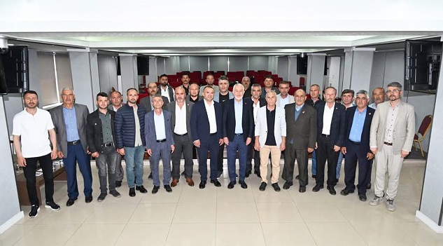 Günay’dan Başdeğirmen’e: “Bize başkan değil ağabey yakınlığındasınız”