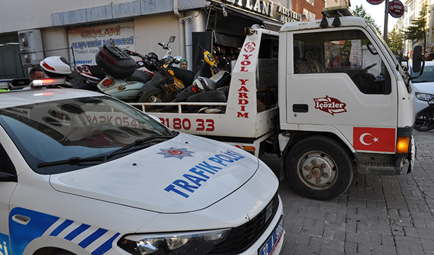 Trafik ekipleri denetimleri sıklaştırdı