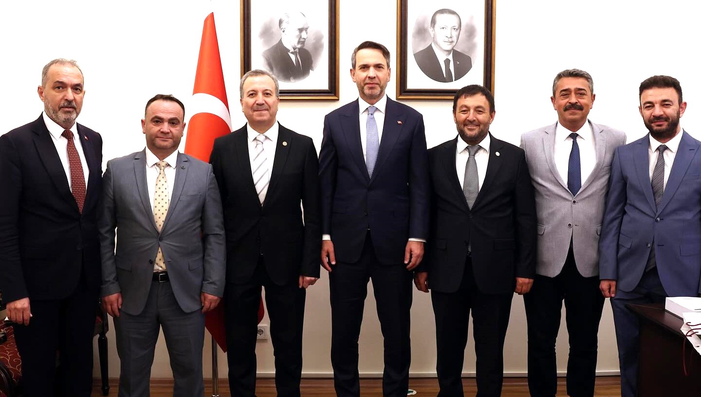 Ispartalı Başkanlardan Enerji Bakanı Bayraktar’a Ziyaret