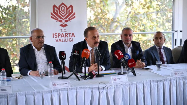 1 yılını dolduran Vali Erin, hizmet süresini değerlendirdi