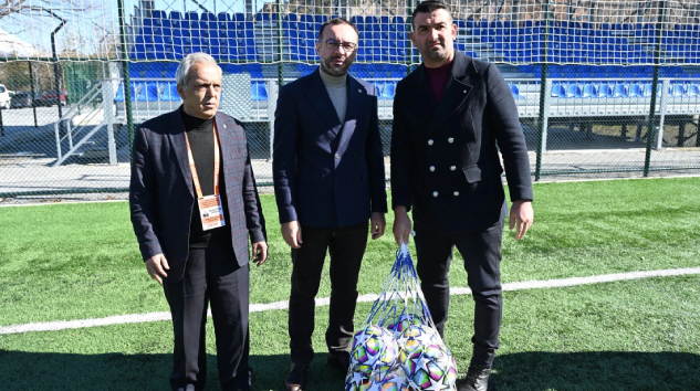 Isparta’da Amatör Spora 80 Bin Lira ve 10’ar Top Desteği