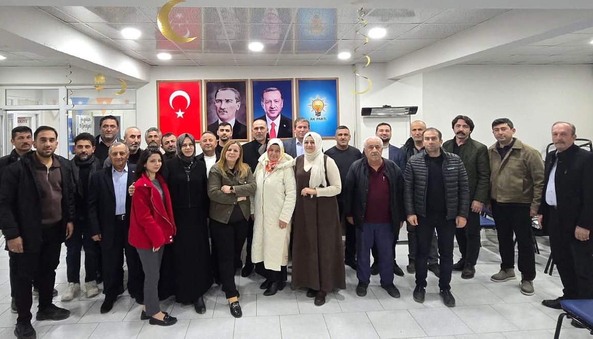 Ak Parti yönetiminde görev dağılımı belirlendi