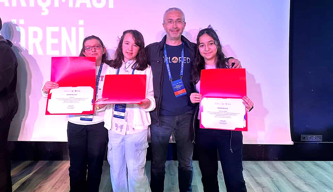 TÜBİTAK’ta Yalvaç İmzası: Bölge Üçüncülüğü Yalvaç’ın