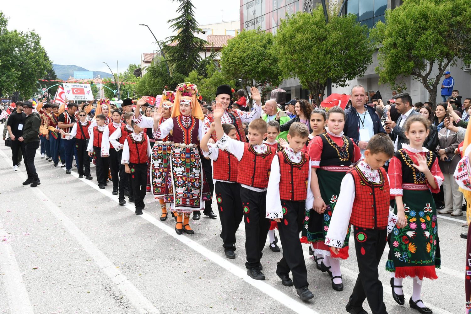 Isparta Uluslararası Gül Festivali,  5-7 Haziran’da coşkuyla kutlanacak
