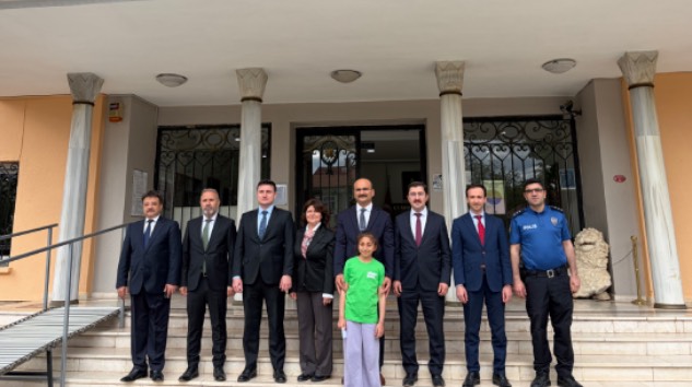 Yalvaç Müzesi’nde “Kültür Varlığı Tahribatı” Sergisi Açıldı