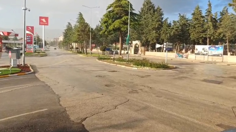 Yalvaç’ta kısa süreli dolu yağışı korkuttu