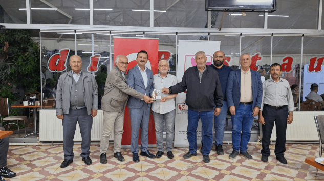 Isparta Ticaret Borsası Şarkikaraağaç’ta Üyeleriyle Buluştu