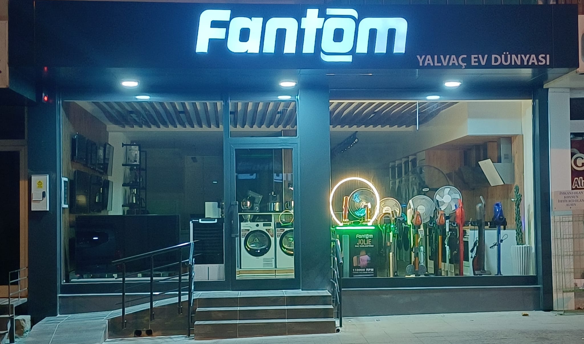 Yalvaç Ev Dünyası, Seçkin Markalarla Yeni Mağazasını Açıyor