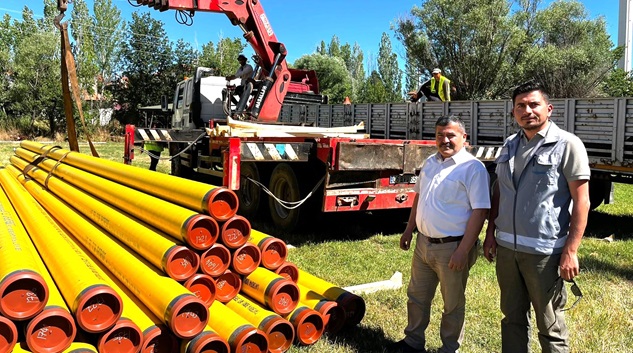 Hüyüklü’de doğalgaz hattı döşeme çalışmaları hız kazandı