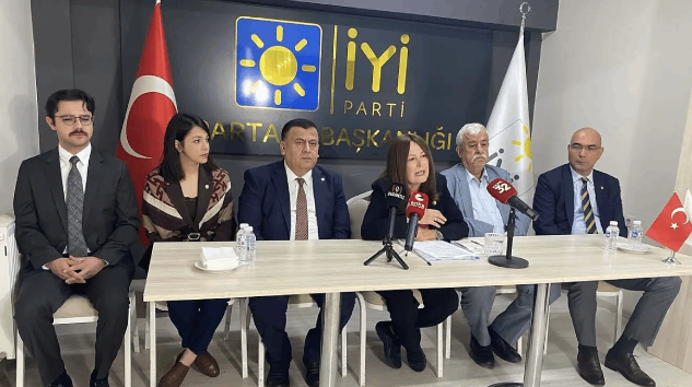 İyi Parti Milletvekili Sunat, Isparta’da yerel gündemi değerlendirdi